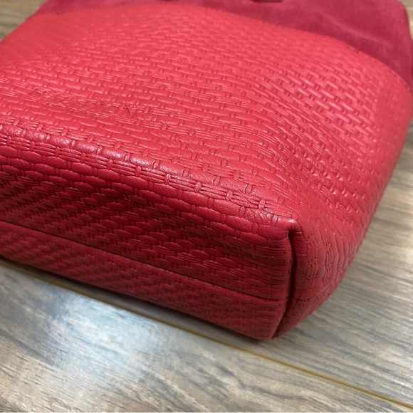 Halston Crossbody‎ Weave Purse - Picture 5 of 15